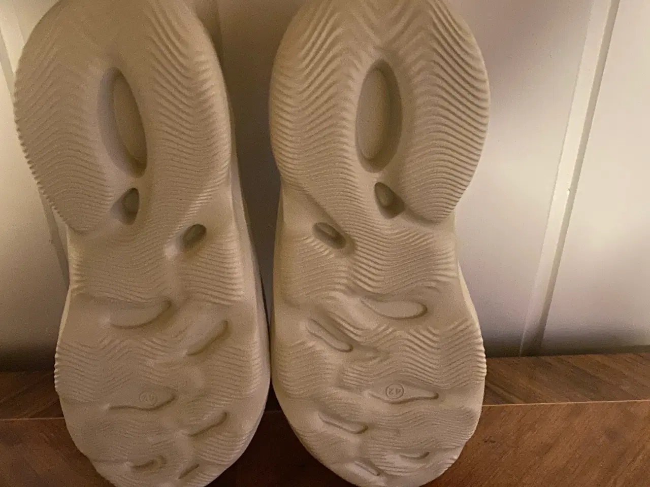 Billede 3 - Foam runners/sommersko