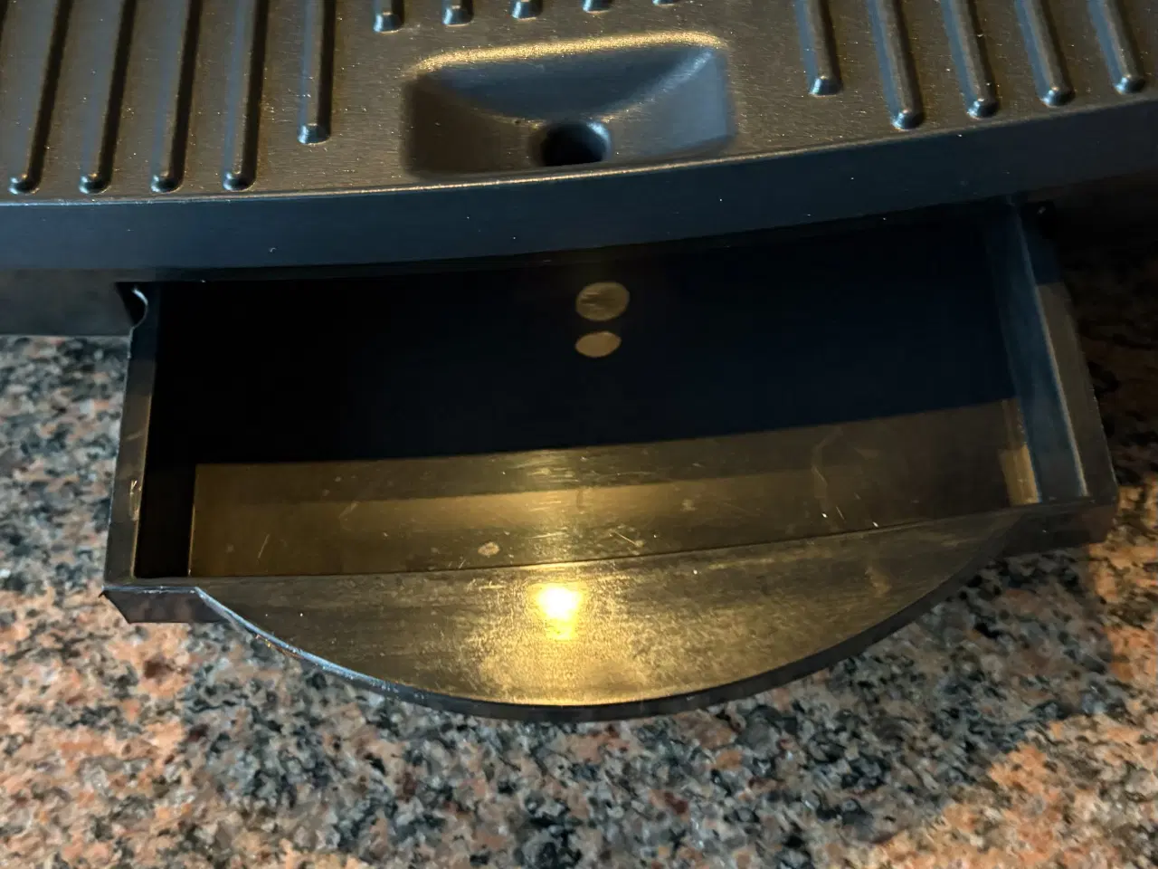 Billede 3 - Super flot bordgrill