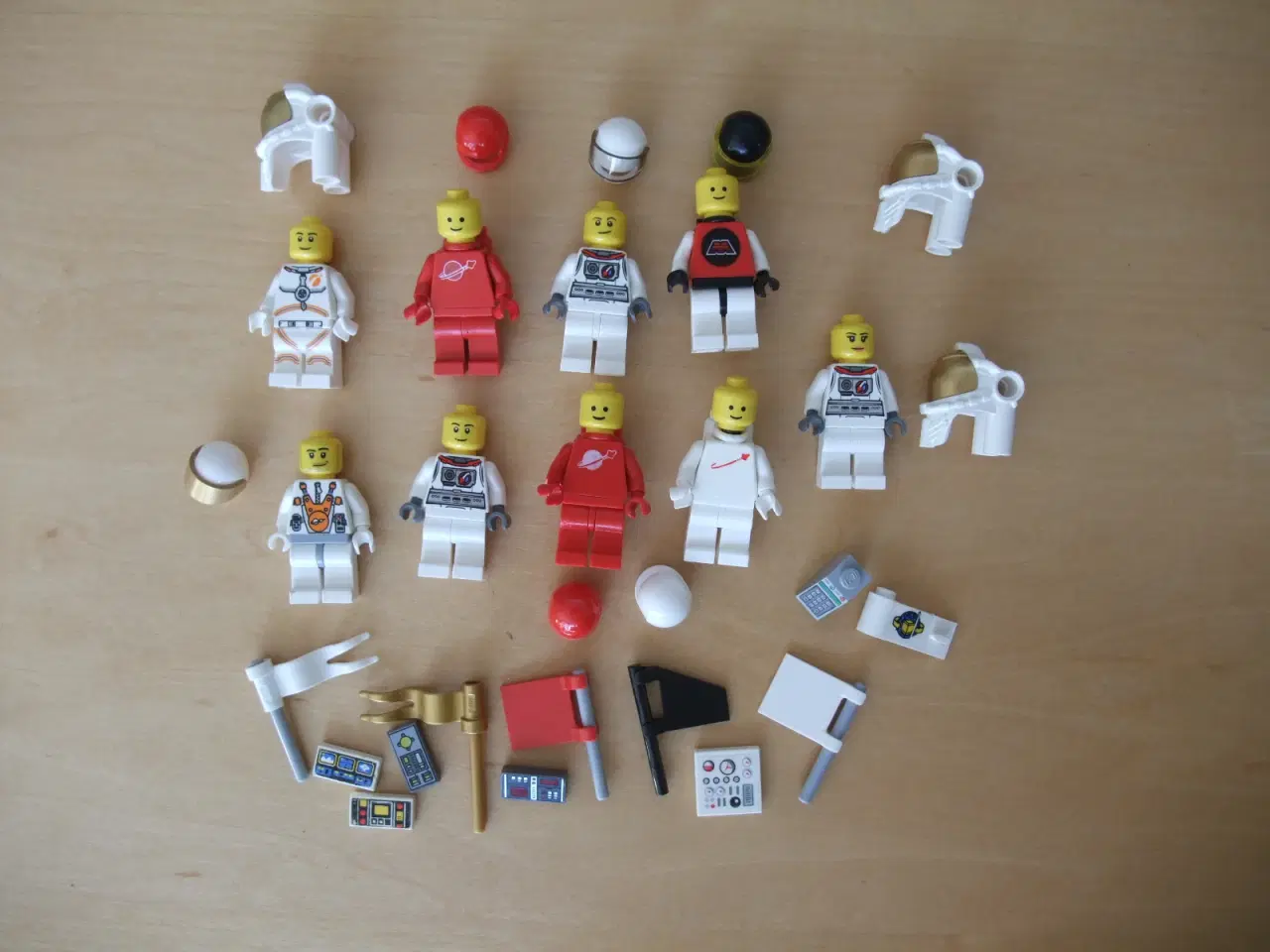 Billede 4 - Lego Space Figurer Figurer+Tilbehør