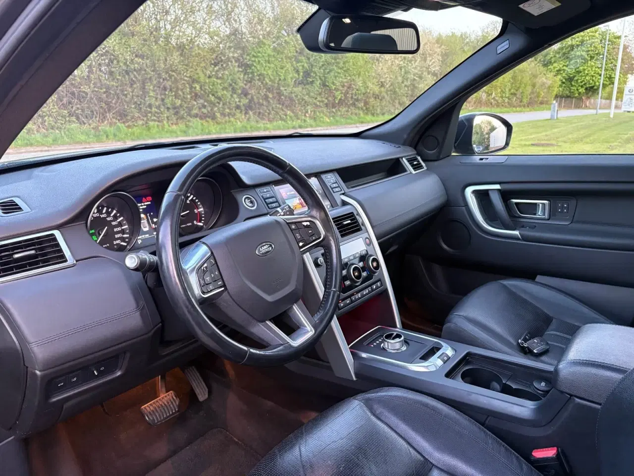 Billede 5 - Land Rover Discovery Sport 2,0 TD4 180 HSE Luxury aut. Van