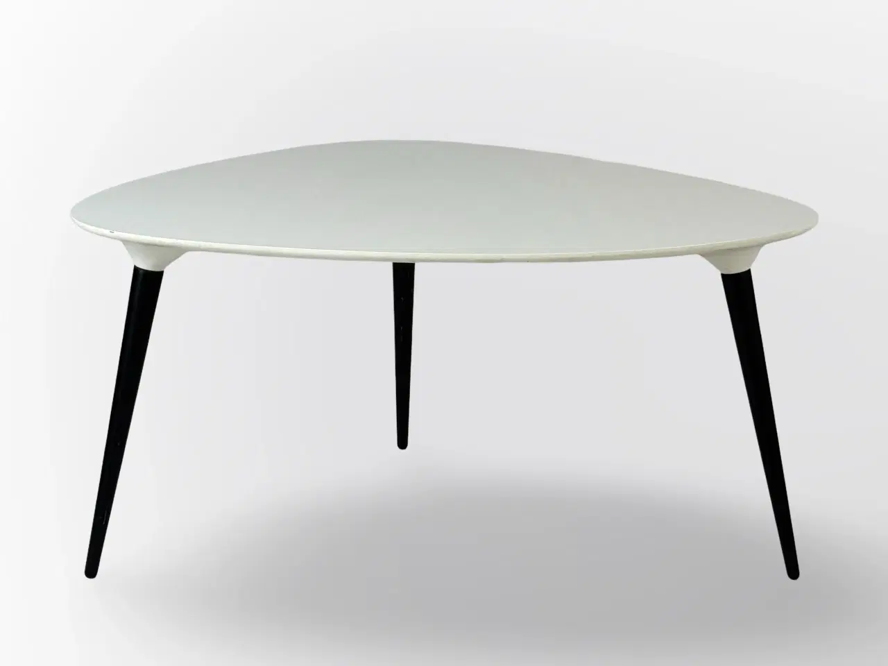 Billede 3 - Fredericia Furniture Icicle Sofabord – Hvid/Sort Stel