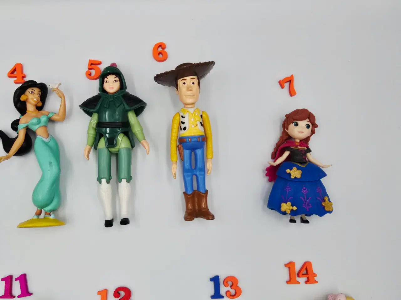 Billede 4 - Disney figurer sælges til 20,- pr. stk.