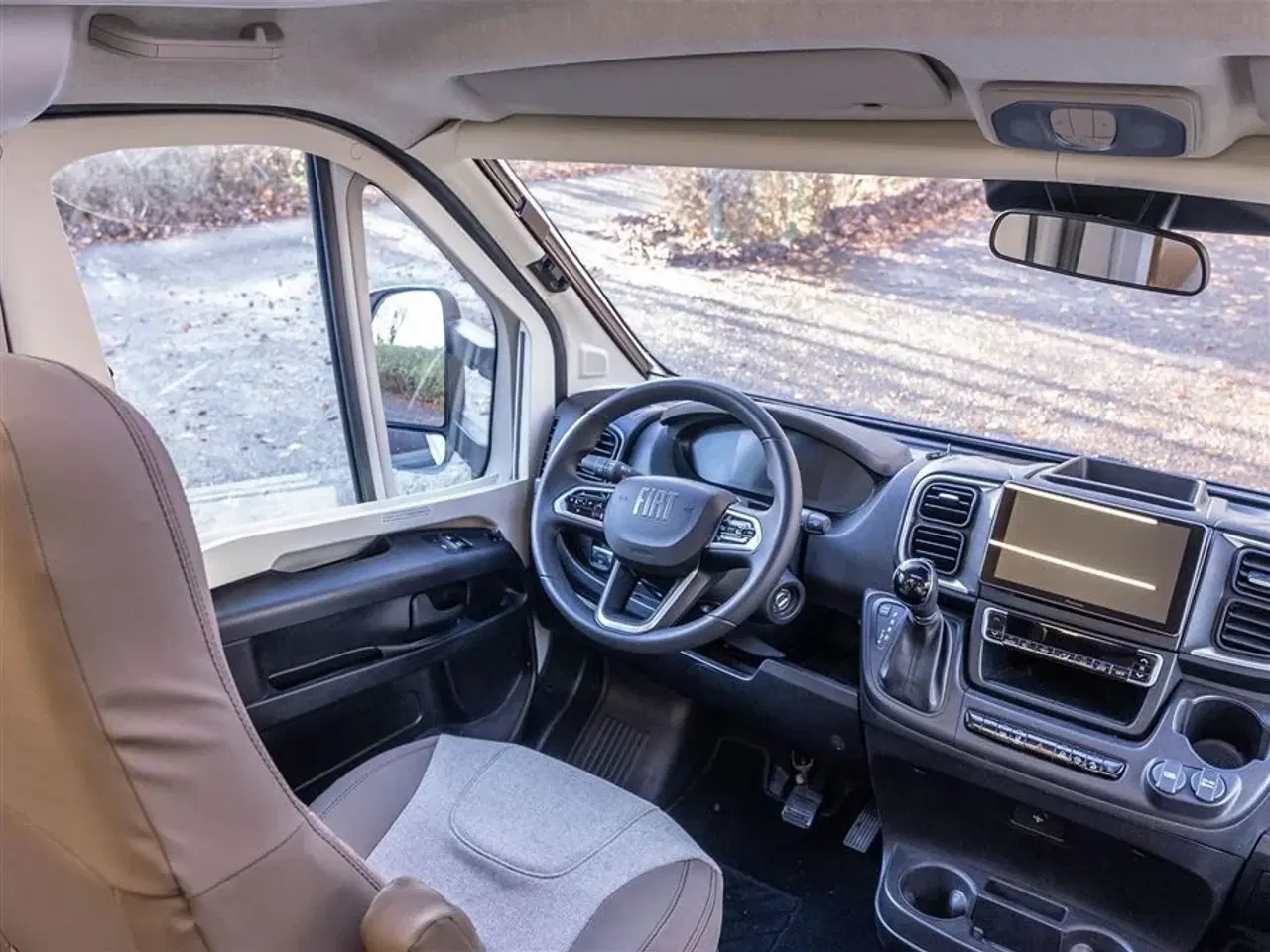 Billede 6 - 2026 - Benimar Mileo 268 Skandinavisk design og komfort året rundt