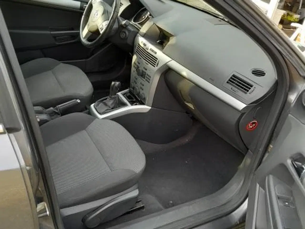 Billede 16 - Opel Astra 1,7 Cdti. model 2011. synet .m. Plader 