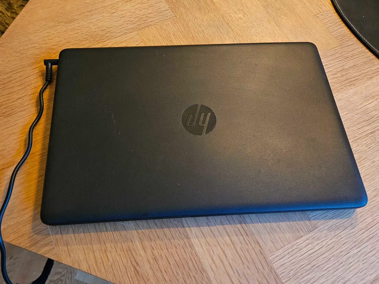 Billede 1 - Hp b4v599n desktop  Fungerer 100% pæn og velholdt