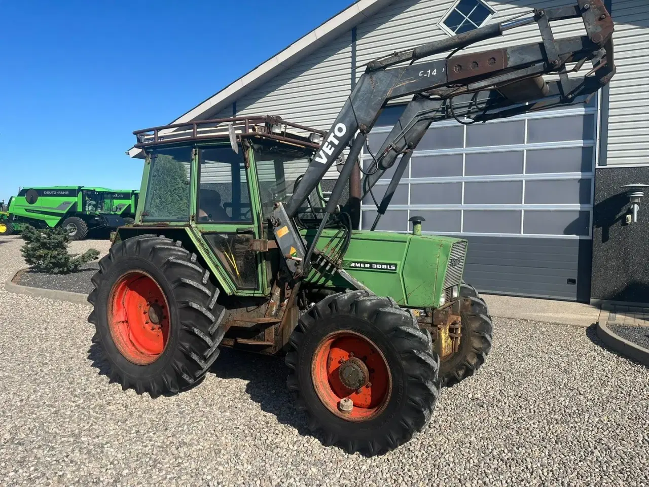 Billede 16 - Fendt 308 LS Farmer Turbomatik med frontlæsser og skovinddækning