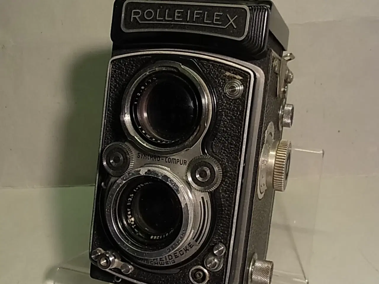 Billede 1 - Rolleiflex med beredskabstaske