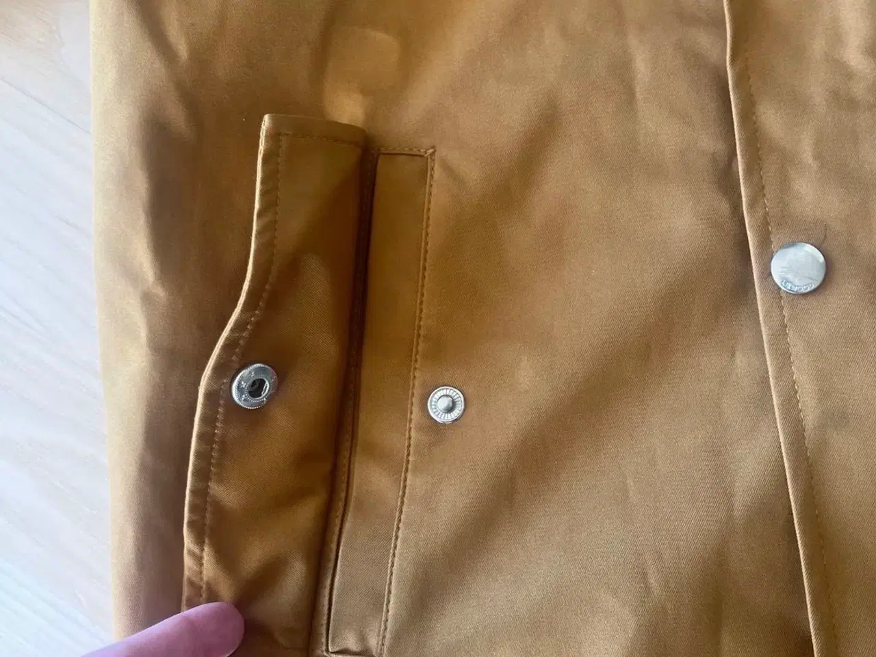 Billede 5 - Karrygul Liewood regnjakke