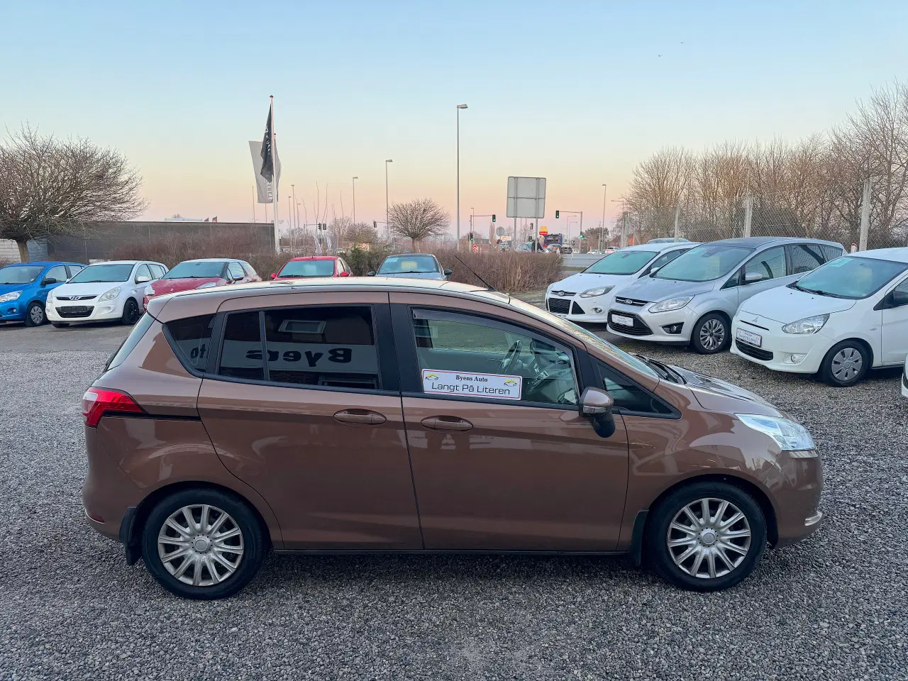 Billede 2 - Ford B Max, Nysyn Meget pæn kun kørt 171000km