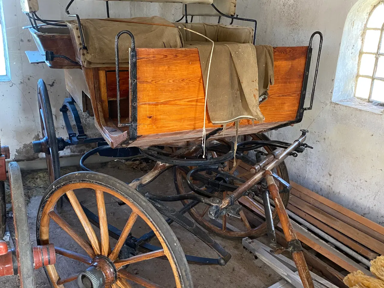 Billede 2 - Antik hestevogn 