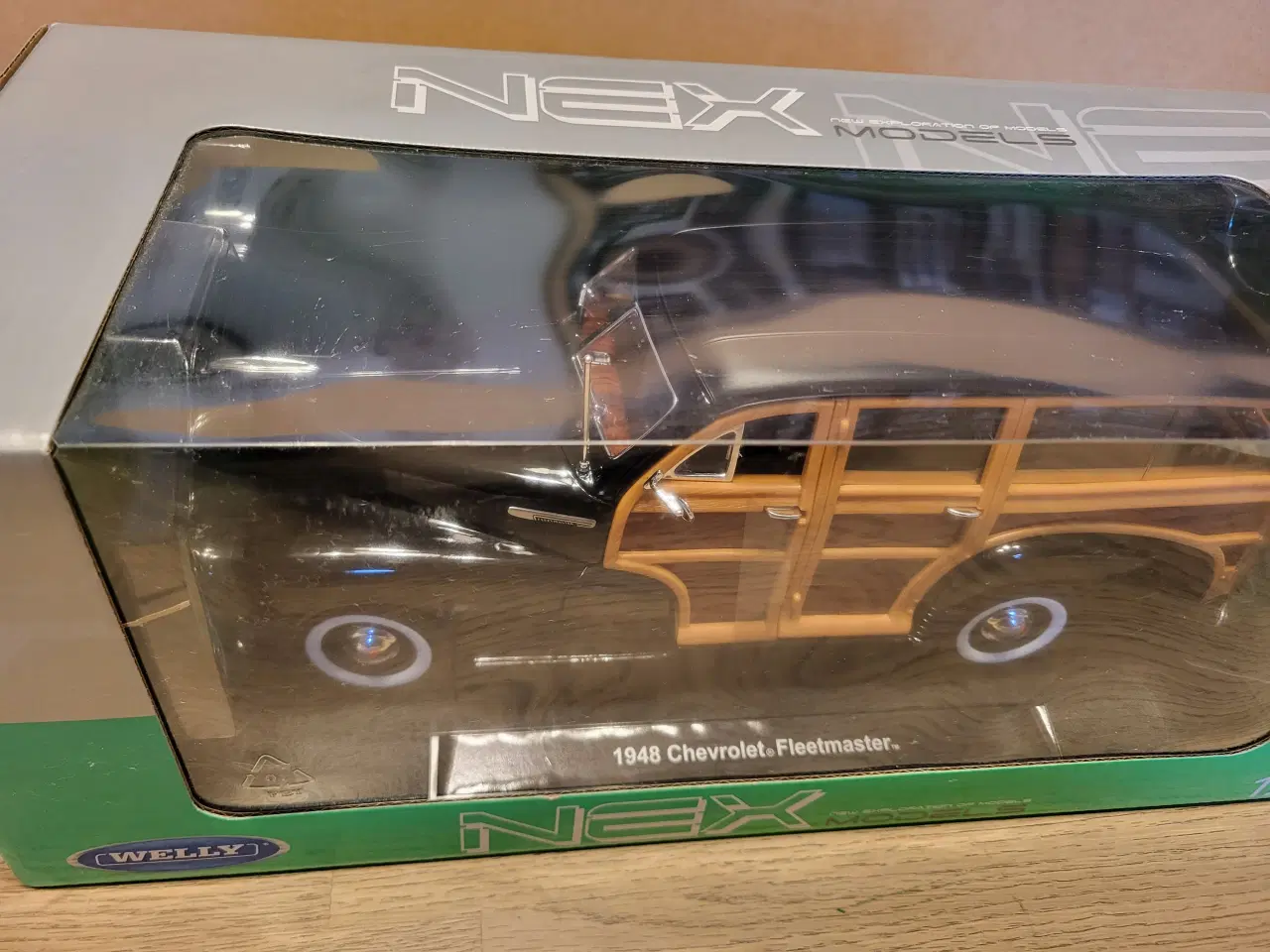 Billede 2 - Modelbil Chevrolet Fleetmaster 1948 - 400 kr.