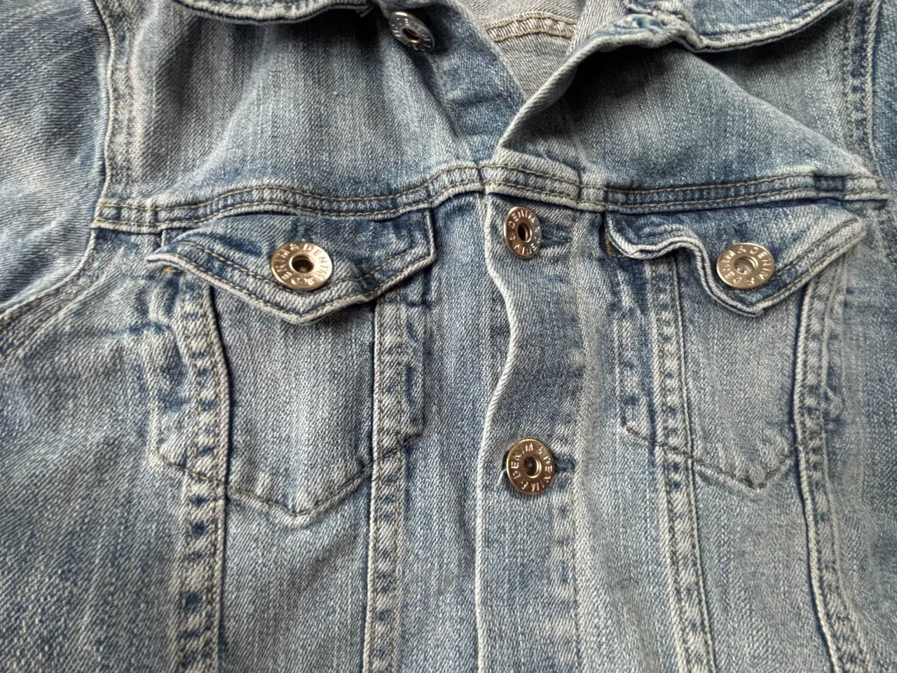 Billede 6 - H&M denimjakke til pige str 158 blå