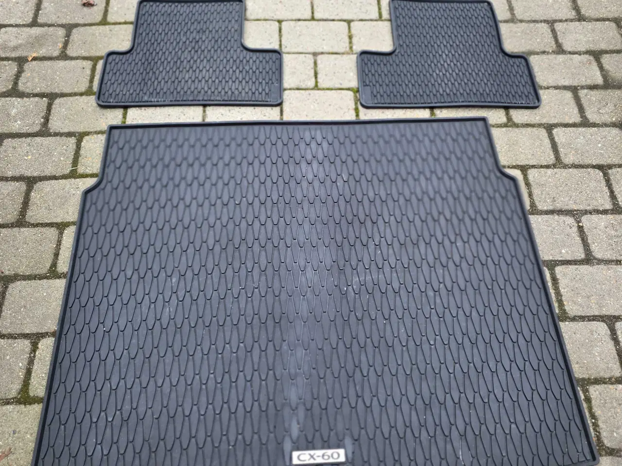 Billede 1 - Org. Gummi måtter til mazda cx60