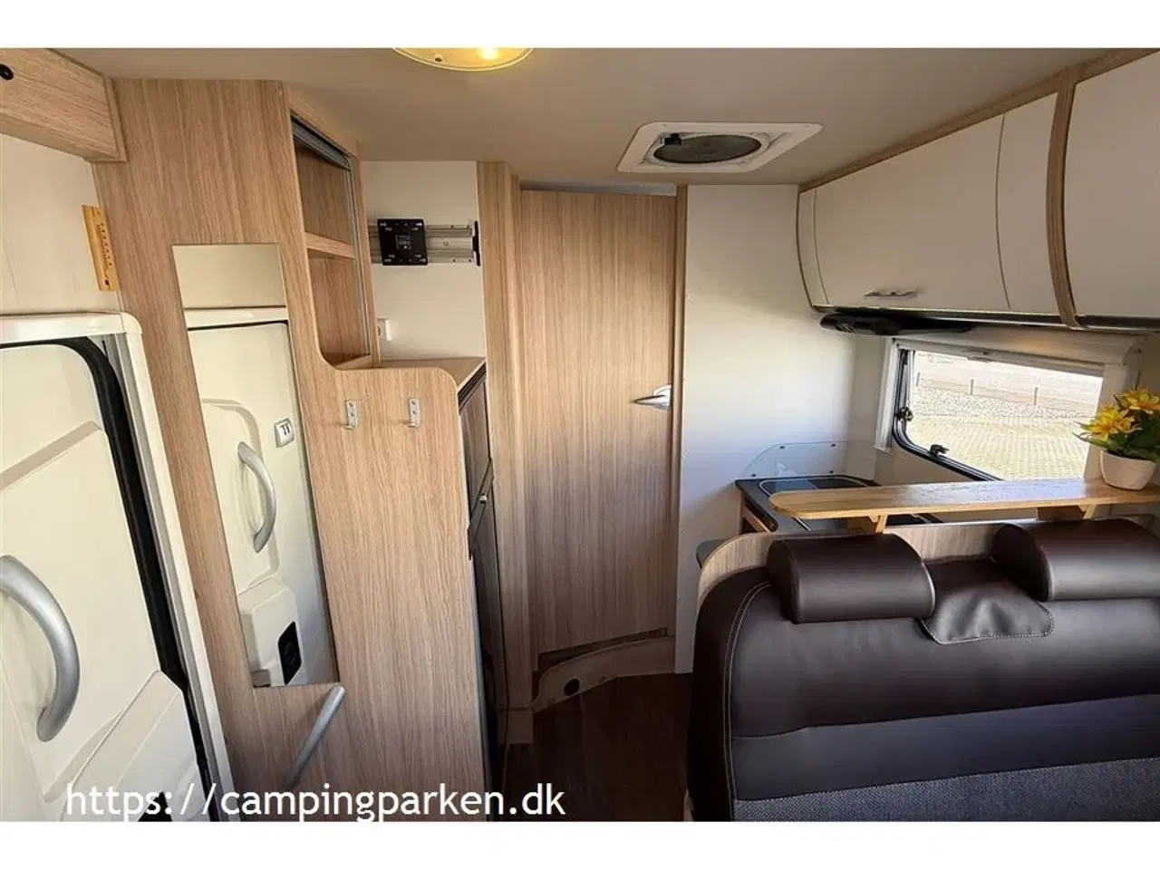 Billede 8 - 2019 - SunLight Veludstyret og velholdt Sunlight I68 Active m. automatgear og 150hk