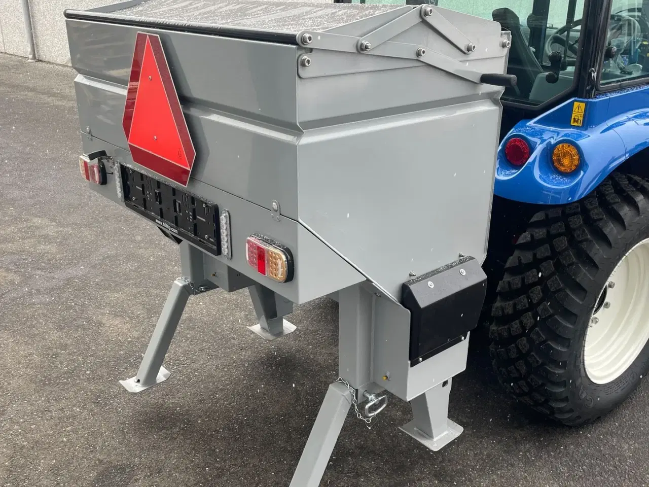 Billede 3 - New Holland BOOMER 40 HST Inkl. Vinterpakke