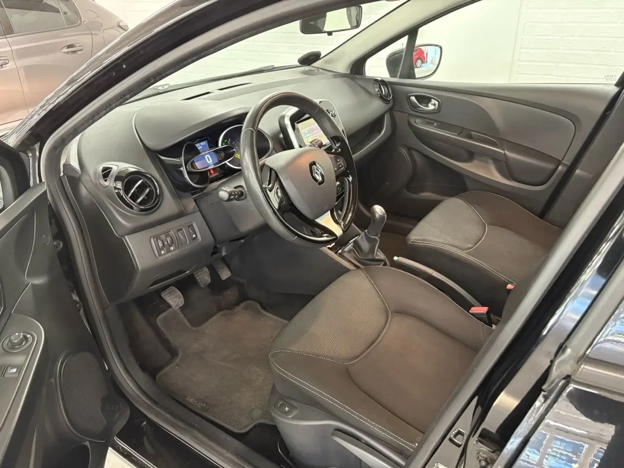Billede 6 - Renault Clio 1,5 DCI Expression 75HK 5d