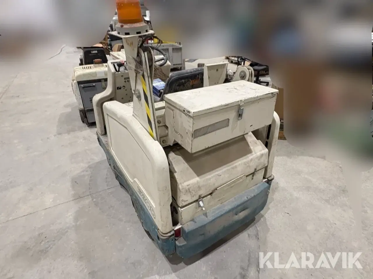 Billede 4 - Fejemaskine Tennant 6200