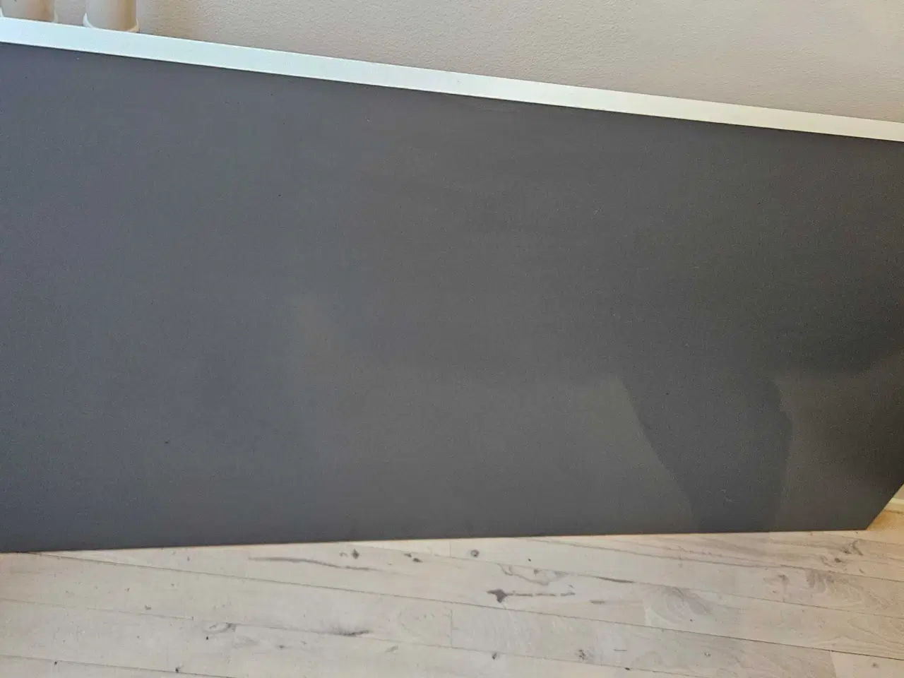 Billede 1 - IKEA skrivebord 
