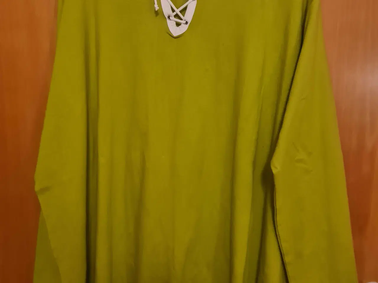 Billede 1 - Limegrøn bluse fra KATT str xl 54-56