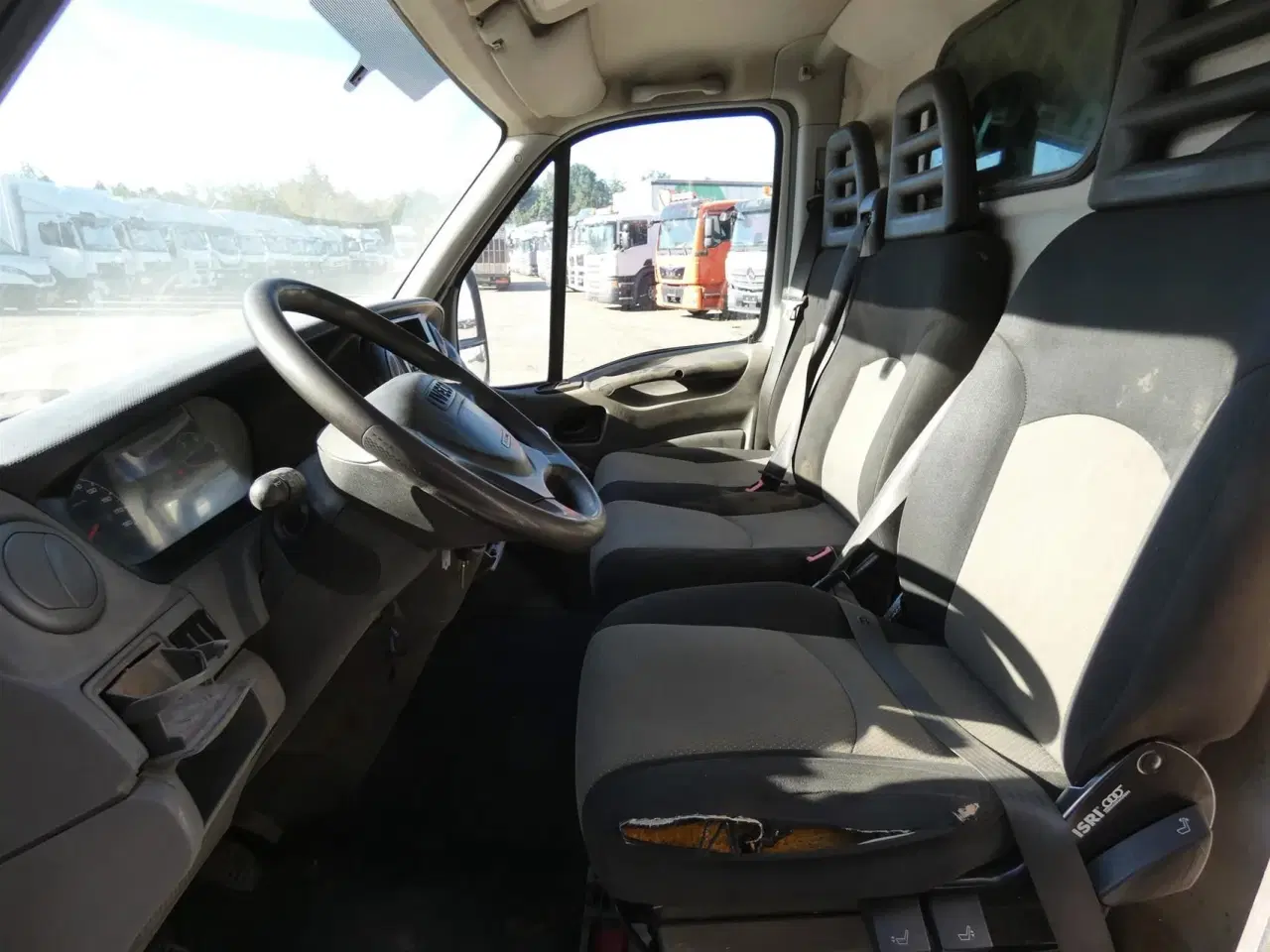 Billede 9 - Iveco Daily 35S13 13,2m3 2,3 D 126HK Van