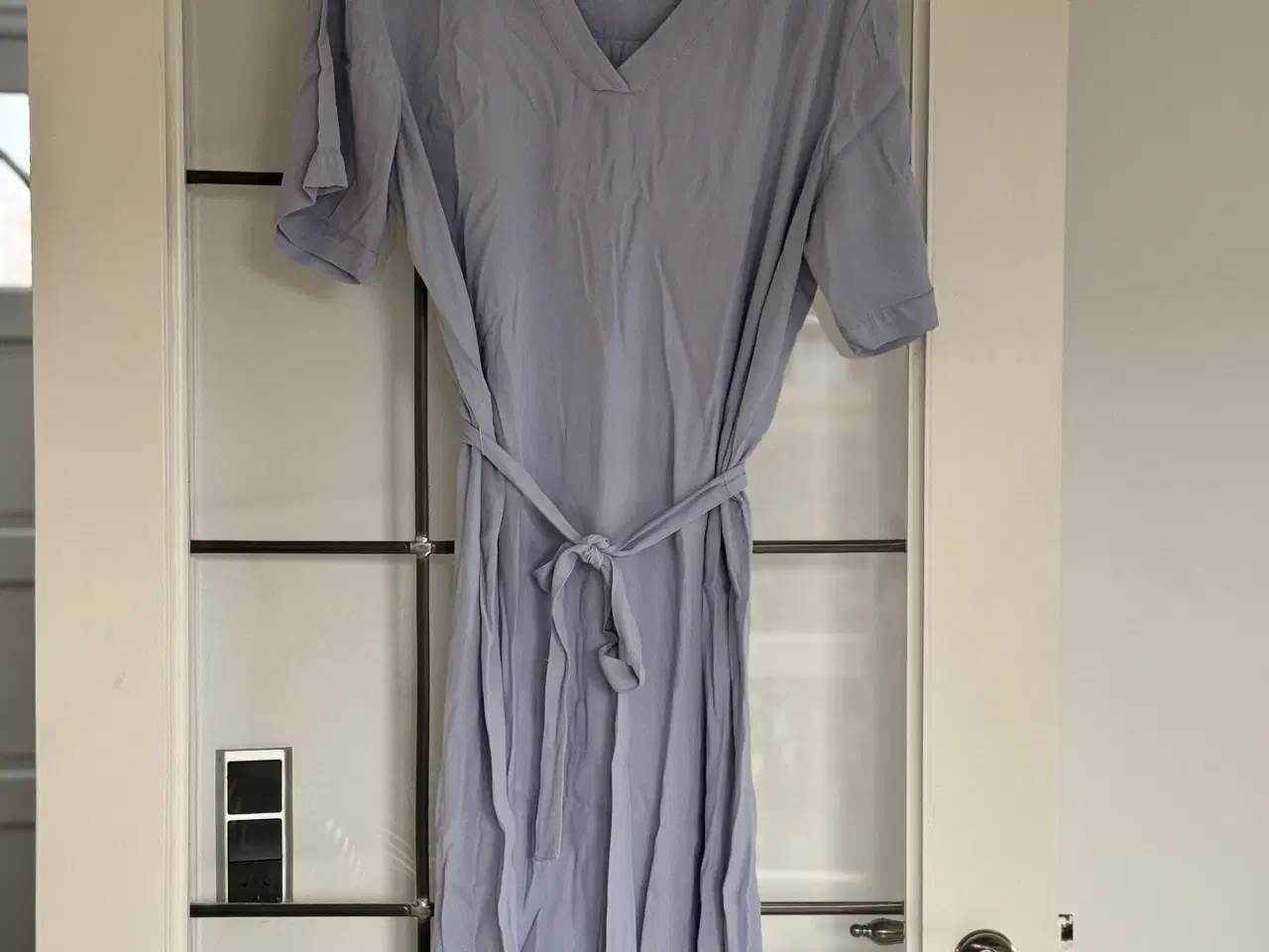 Billede 3 - Sort Rebels kjole str xl