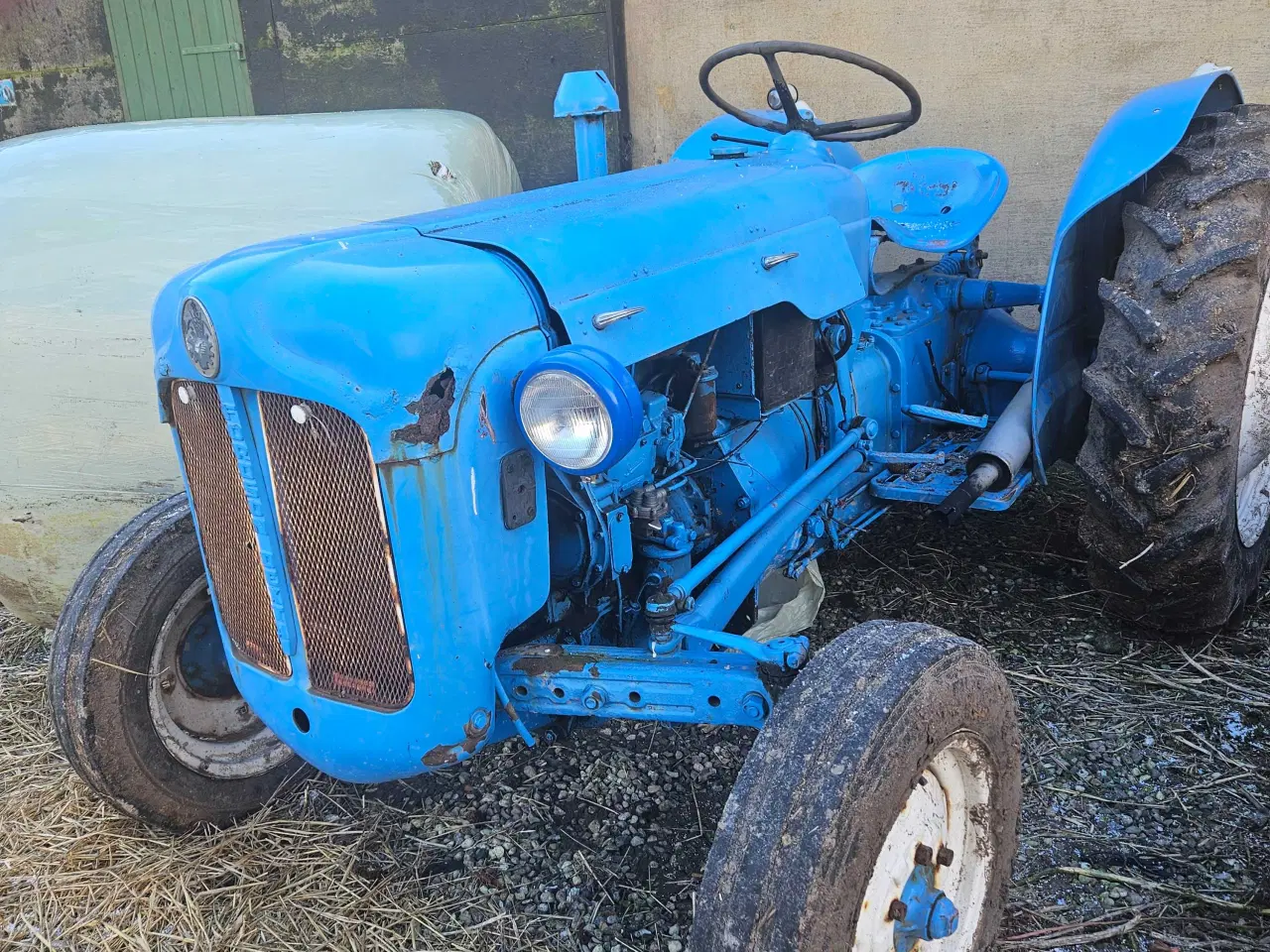 Billede 2 - Gammel ford dexta