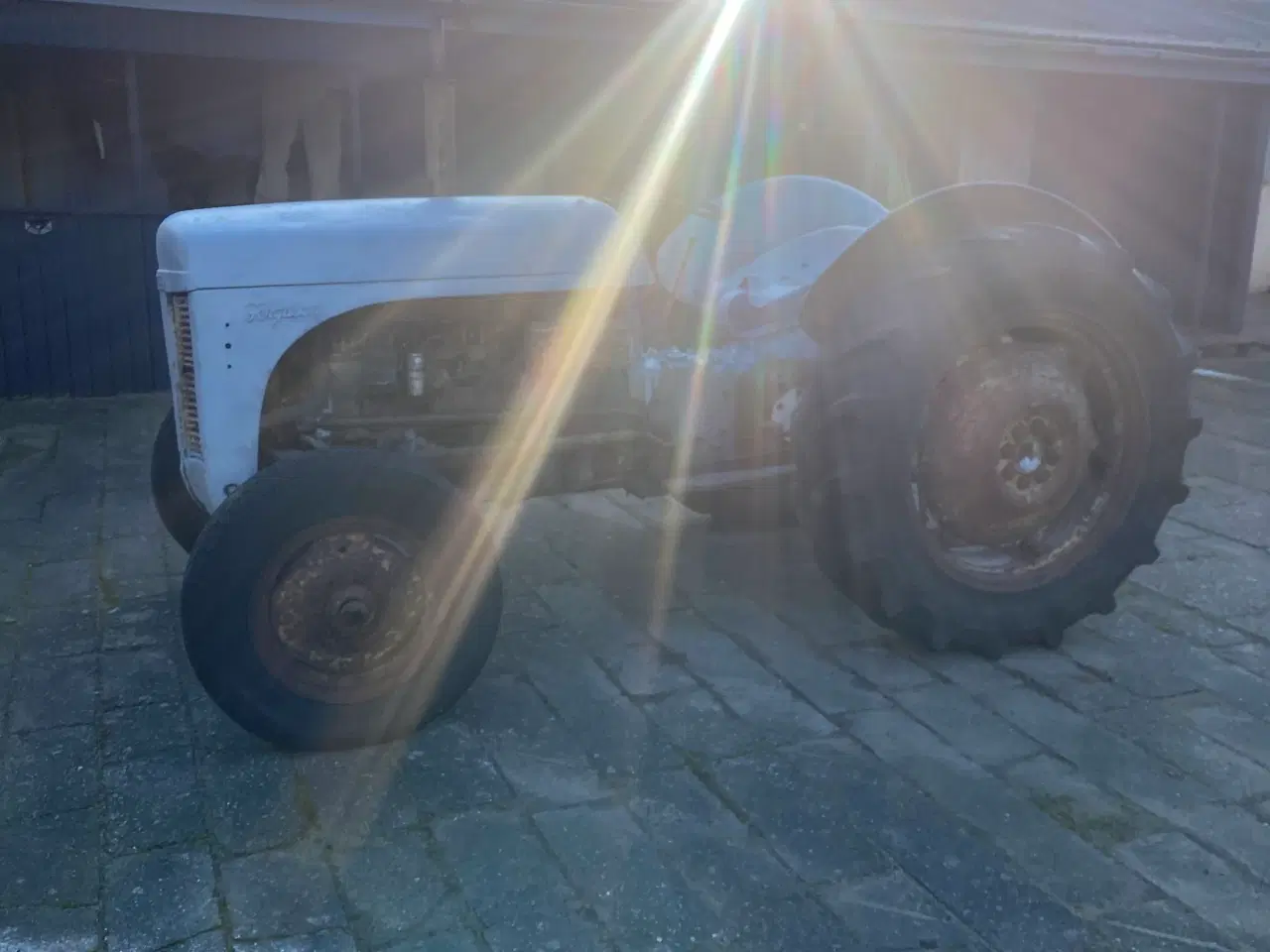 Billede 2 - Grå Ferguson traktor