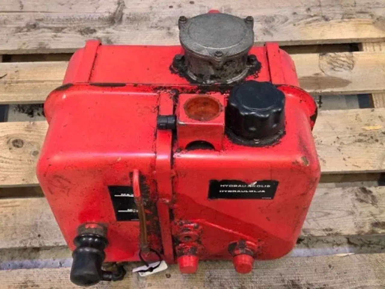 Billede 14 - Massey Ferguson 40 Hydrauliktank 28780045