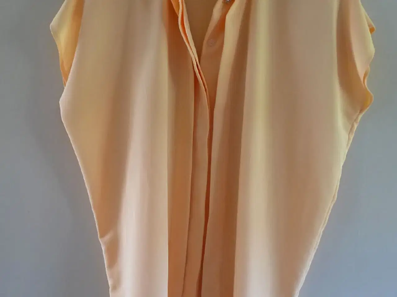 Billede 1 - Smuk bluse