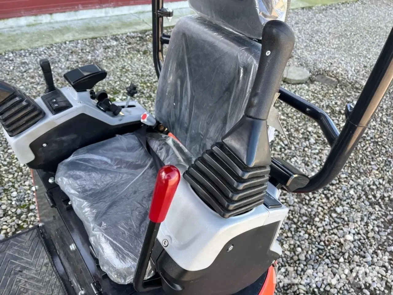 Billede 12 - Gravemaskine MINI EXCAVATOR YFE18 kubota D722