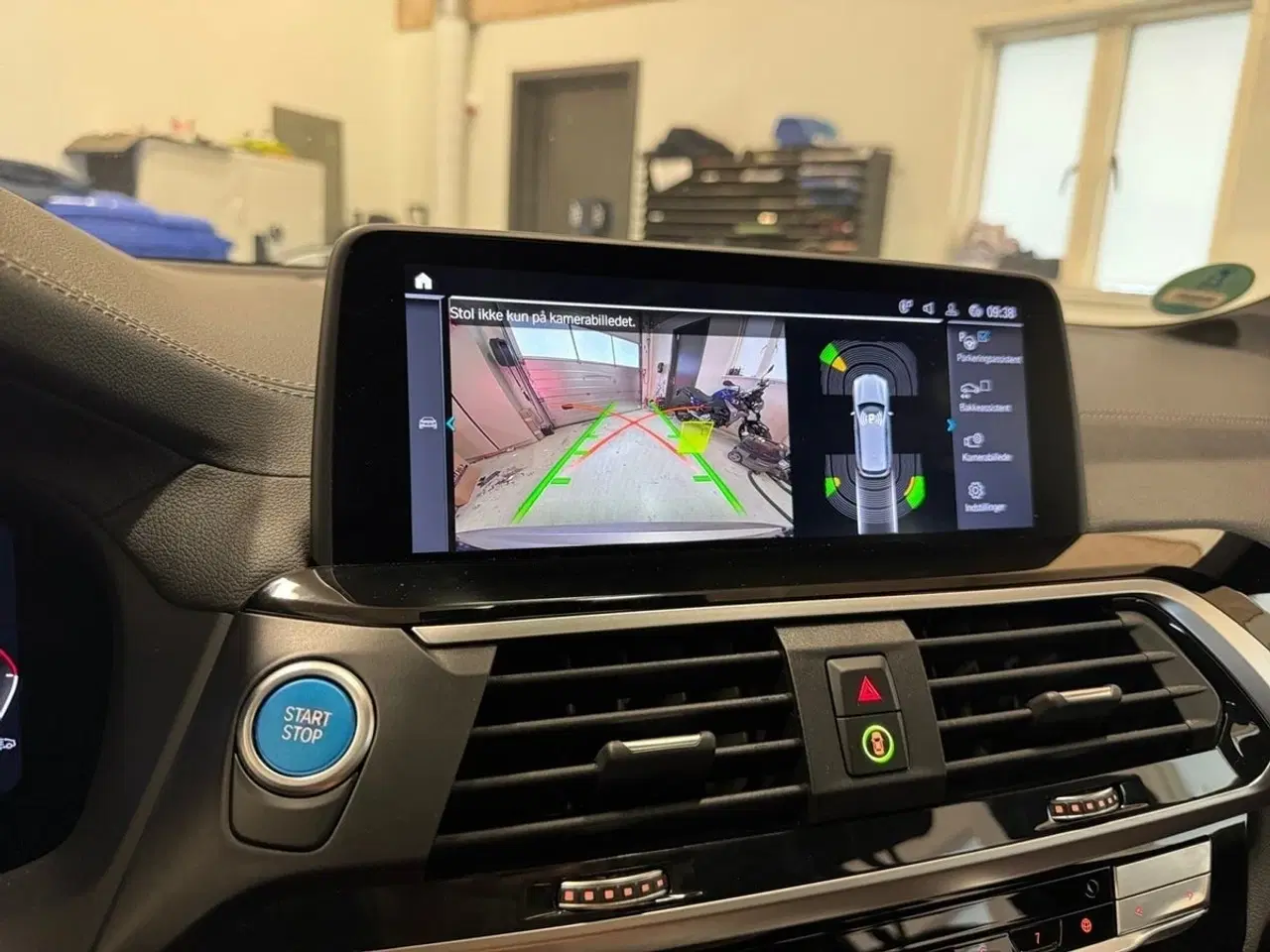 Billede 12 - BMW iX3  Charged