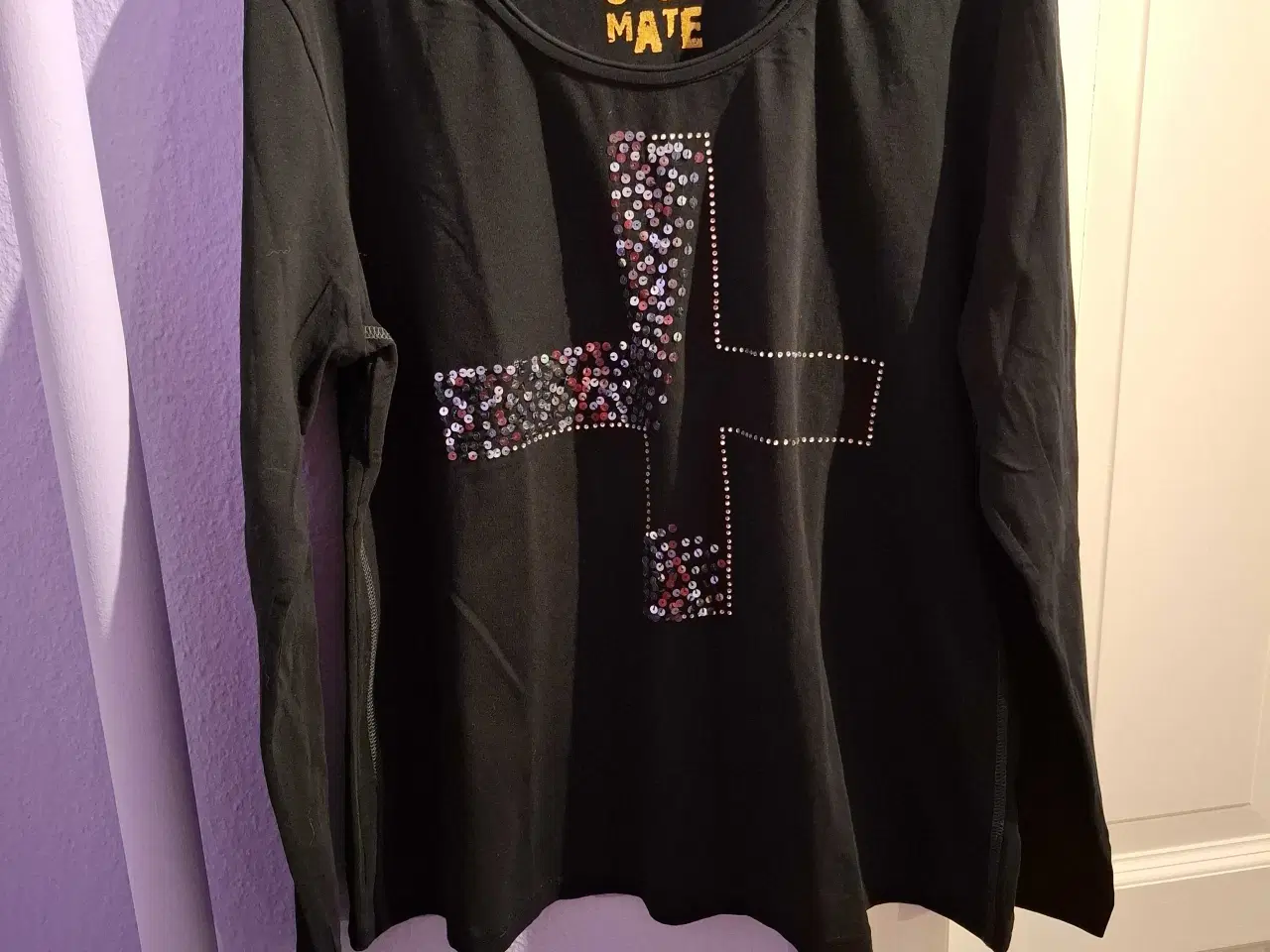 Billede 1 - Smuk og blød bluse