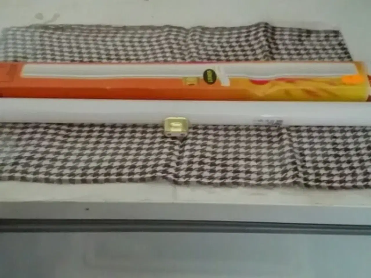 Billede 1 - Det er en form for lys stofrør