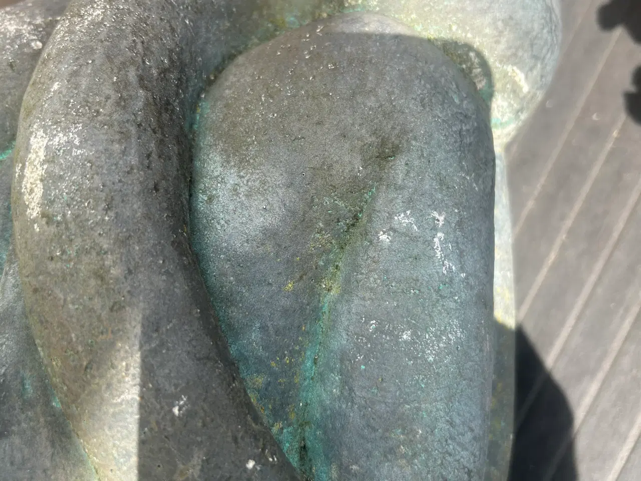 Billede 14 - Skulptur i sten 24 cm høj med grøn patinering