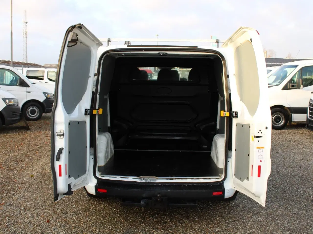 Billede 10 - Ford Transit Custom 300L 2,0 TDCi 130 Trend Mandskabsvogn