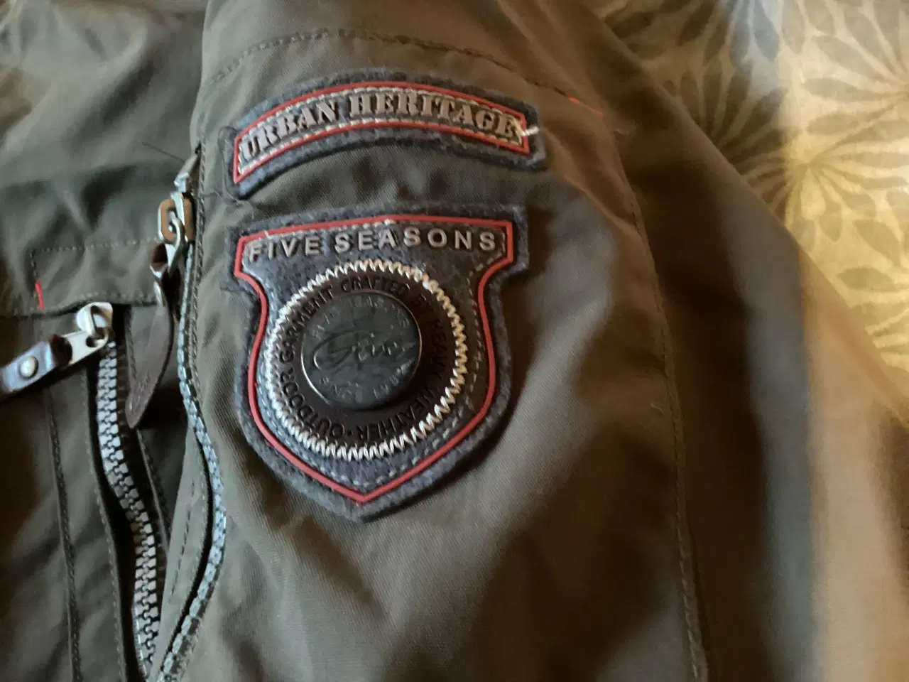 Billede 2 - Rigtig lækker vinterjakke 