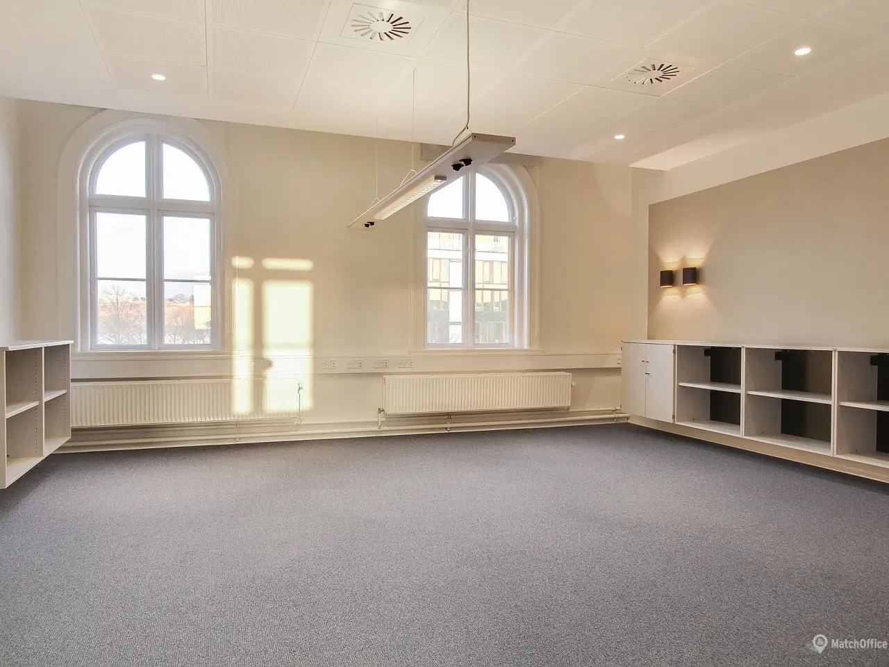 Billede 2 - Stort og præsentabelt kontorlejemål