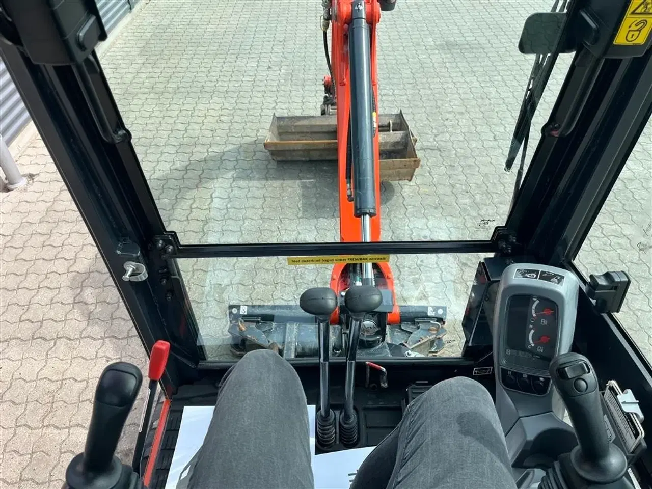 Billede 12 - Kubota KX019-4 tiltman og 3 skovle kun kørt 912timer