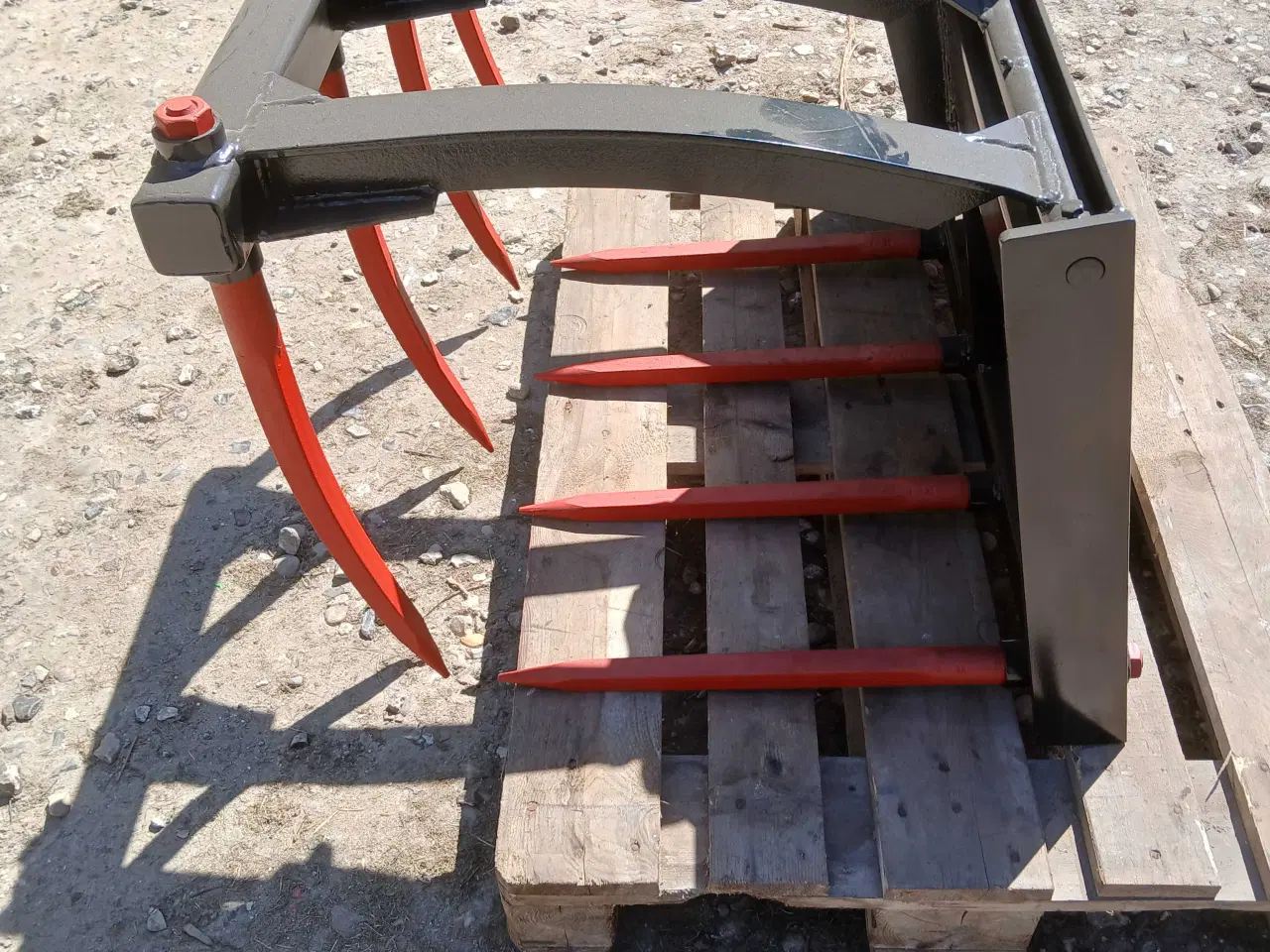 Billede 1 - Overfalds grab