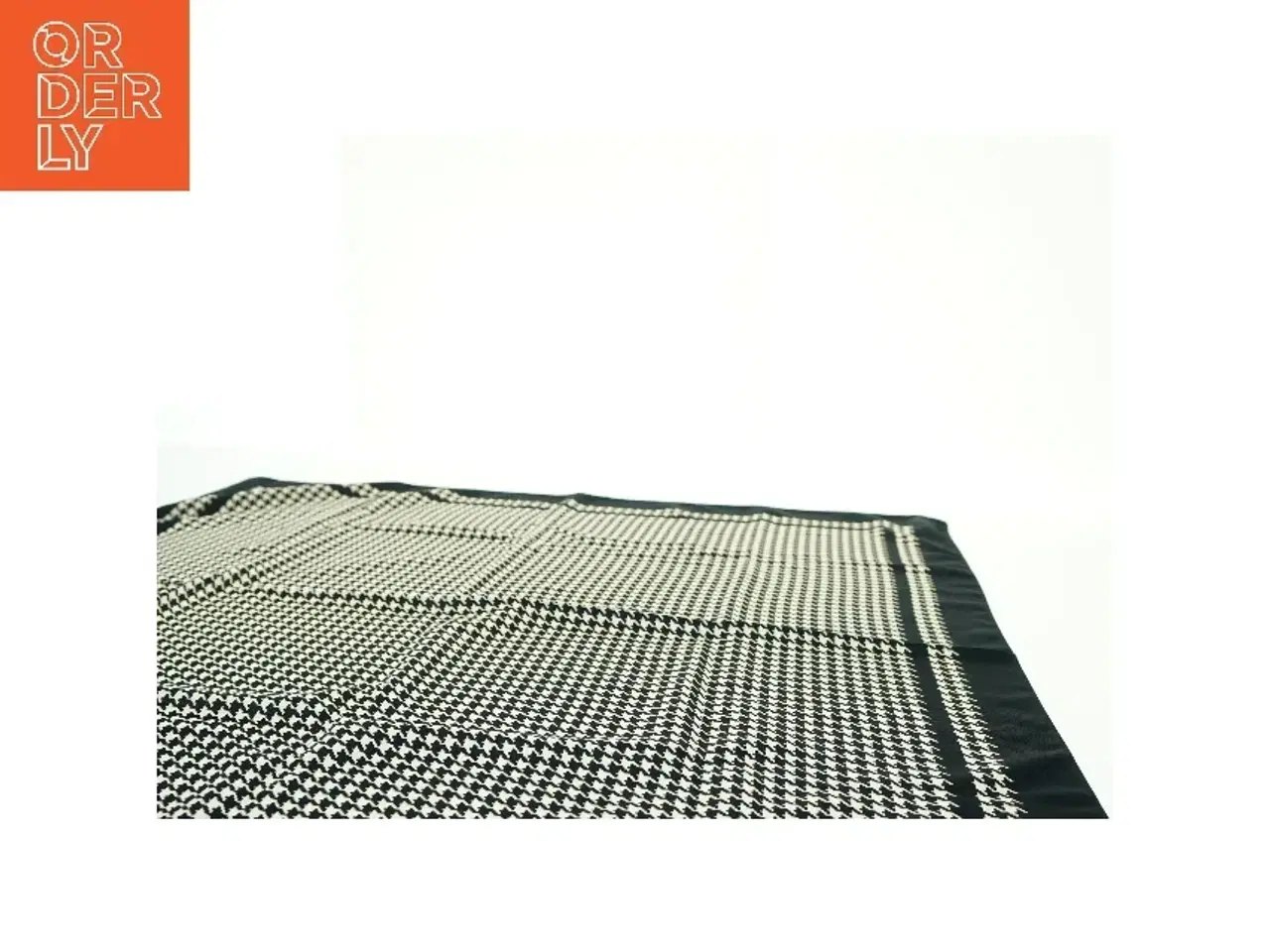 Billede 5 - Ternet tørklæde (str. 87 x 83 cm)