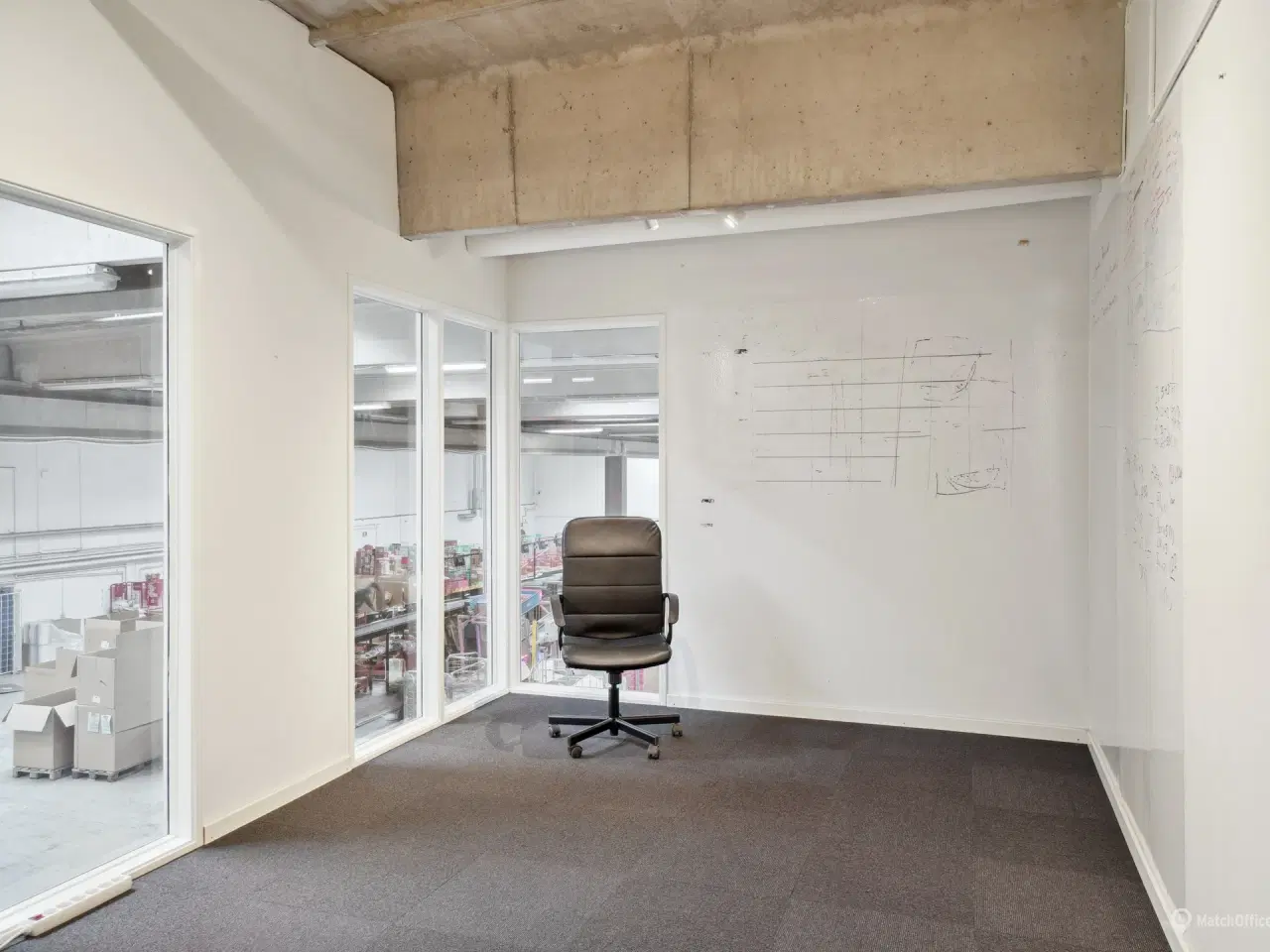 Billede 5 - Højloftet lager med kontor til leje på Amager tæt på E20 og Ørestad