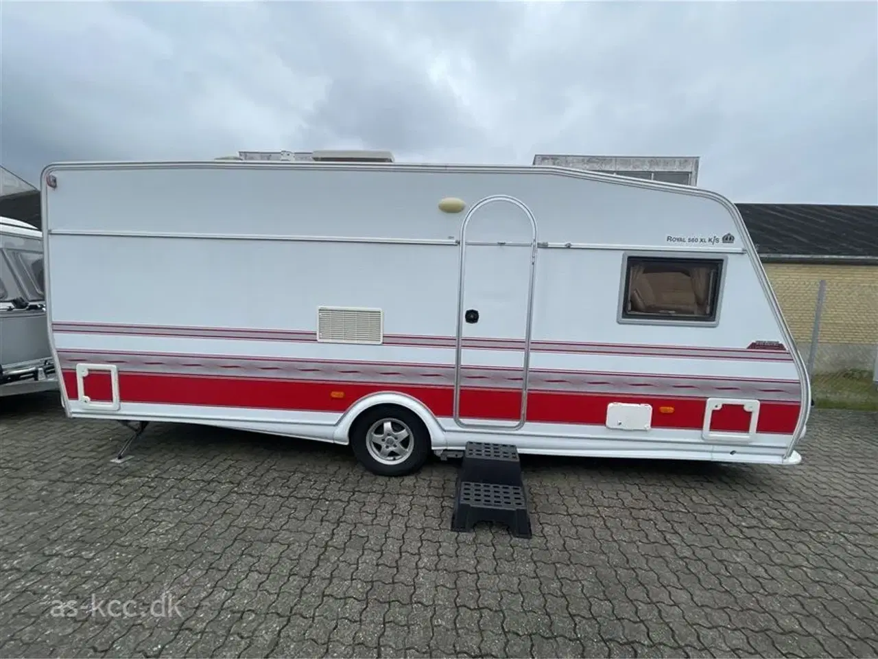 Billede 1 - 2008 - Kabe Royal 560 XL KS   Kabe Royal 560XL KS  årg 2008 4 sovepladser,5 siddepladser byvand, lædersæder, Alde Centralvarme ,mover