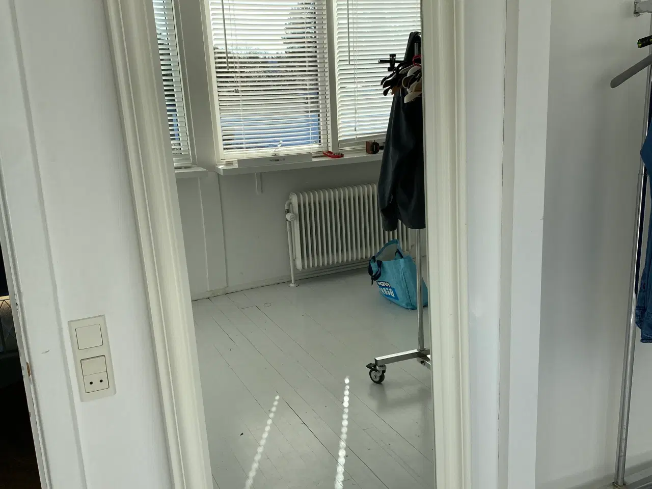 Billede 1 - Spejl hvidt og flot