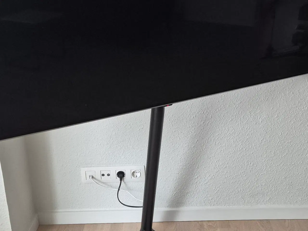 Billede 3 - Nedis TV-stativ