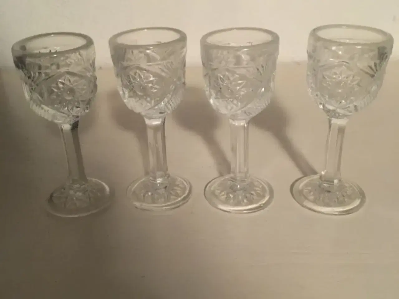 Billede 1 - Antikke glas