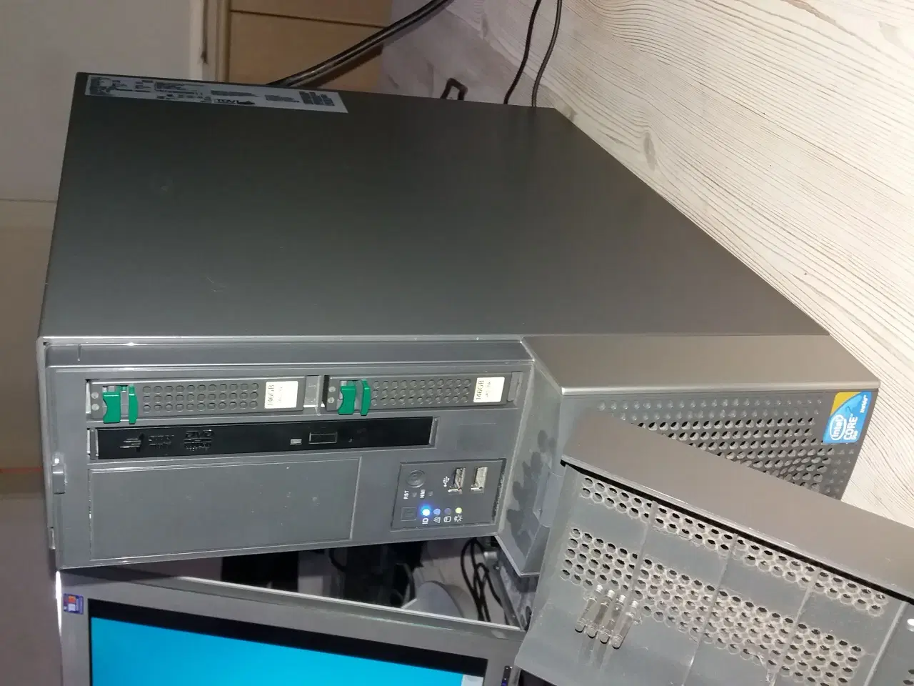Billede 2 - Nu 500,-Fujitsu PRIMERGY TX120 S2 server