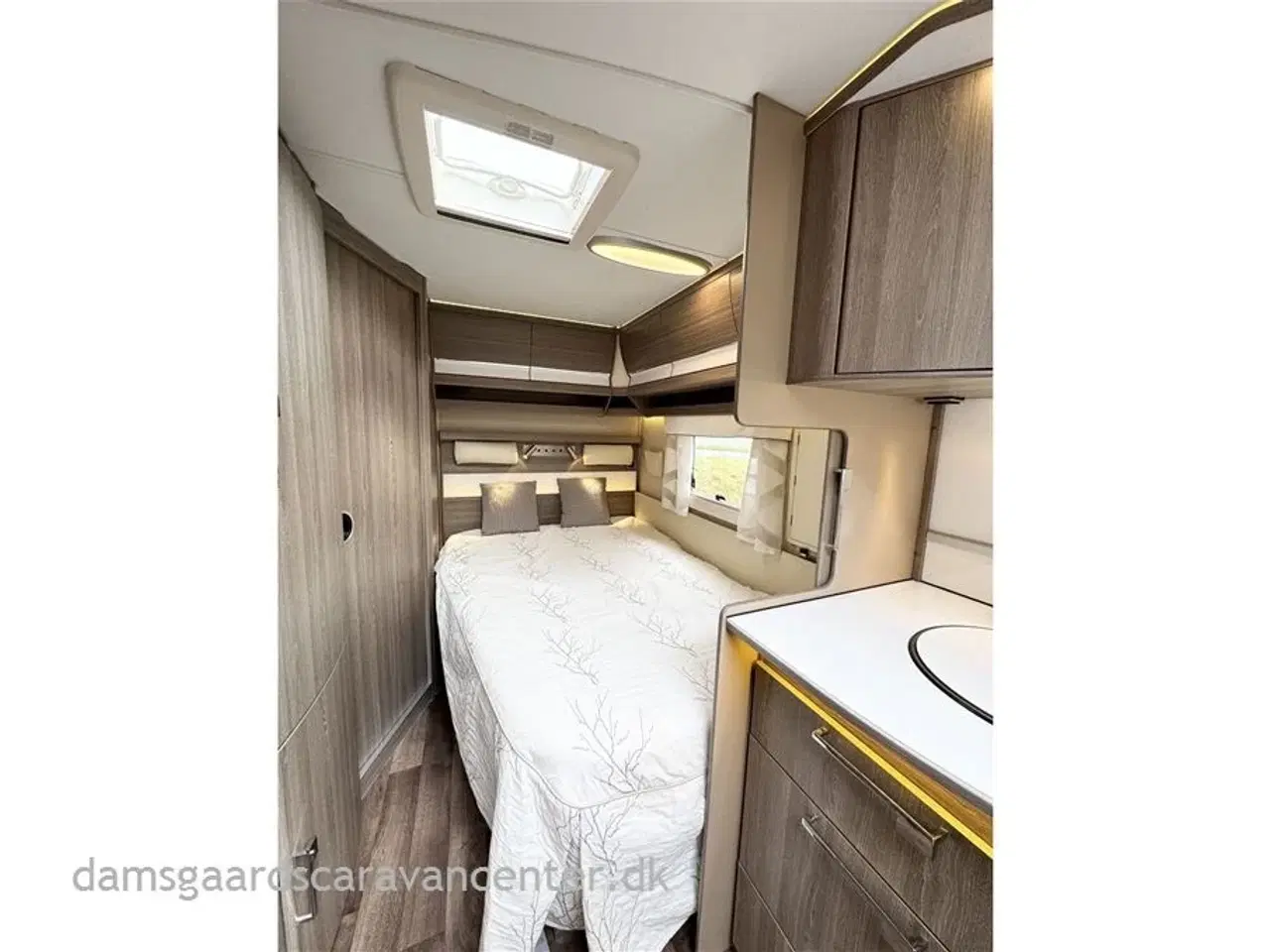 Billede 14 - 2016 - Kabe Royal 520 XL   Fransk seng-Alde-Gulvvarme-Mover-Telt