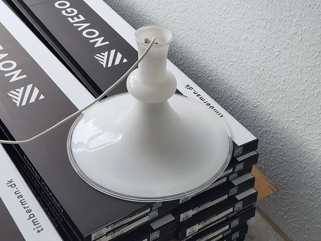 Billede 1 - Holmegård lampe i Opalglas