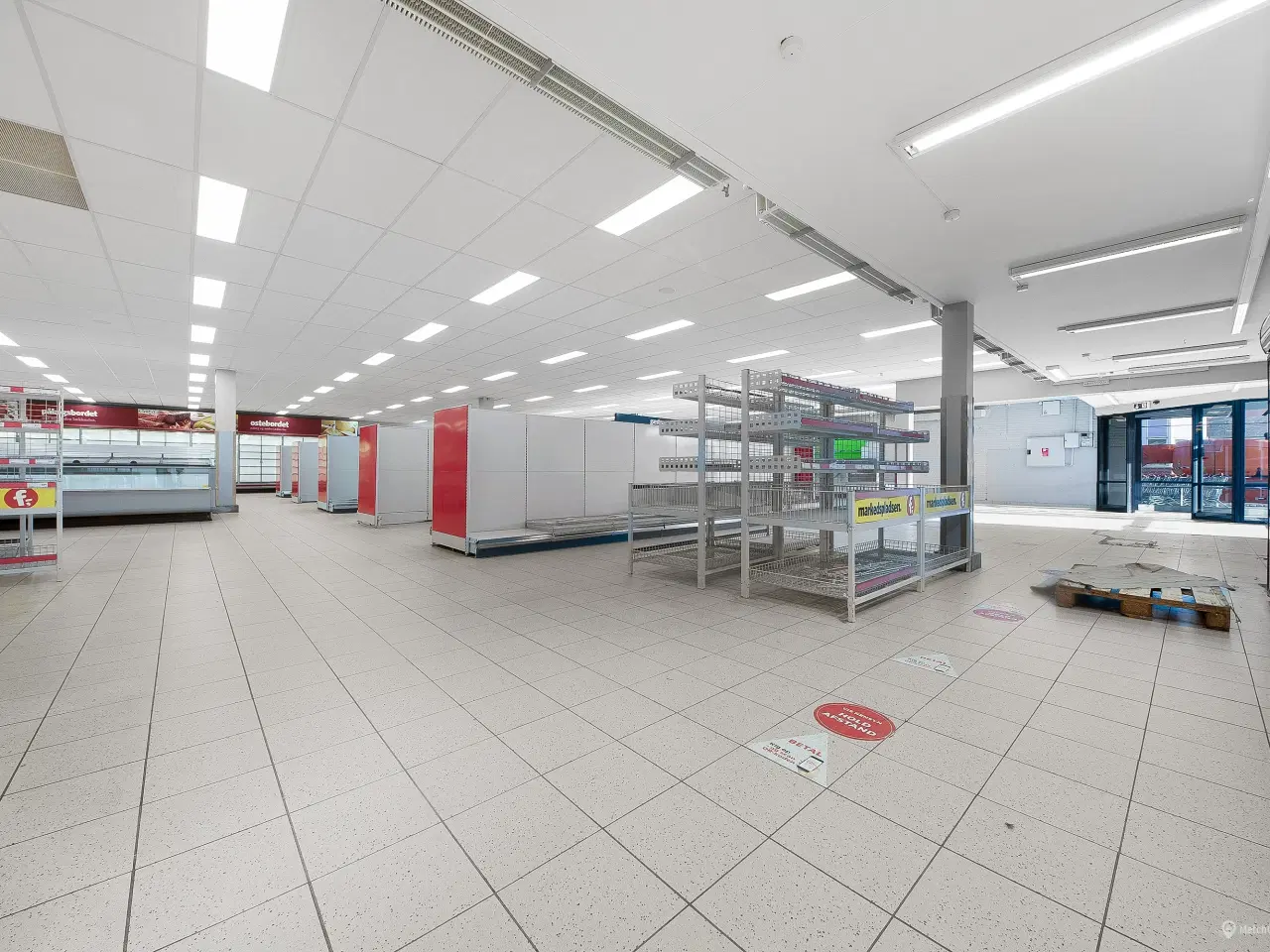 Billede 3 - Stort butikslokale til leje på Energivej