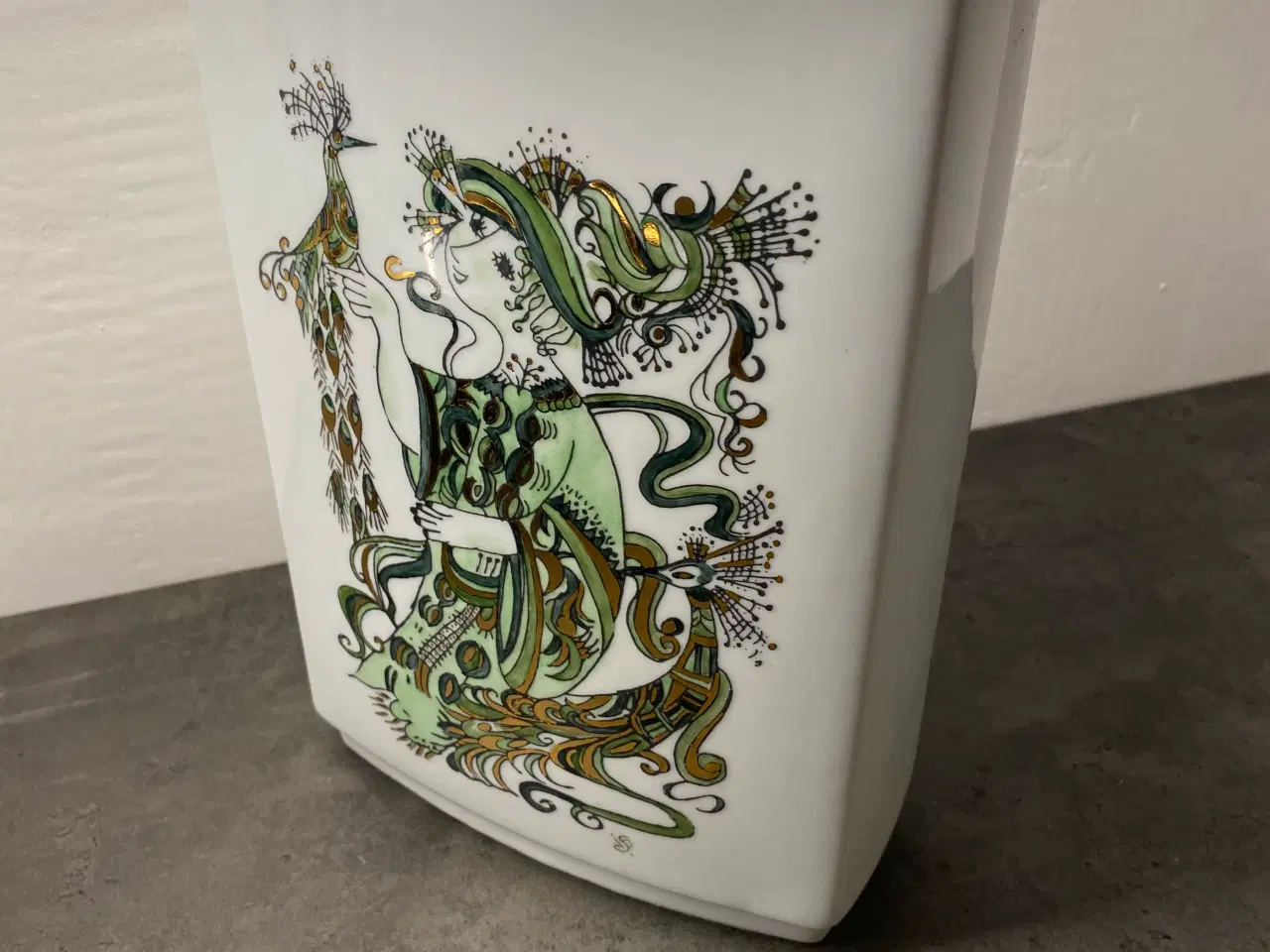 Billede 1 - Stor vase med Wiinblad grøn/guld malede motiv